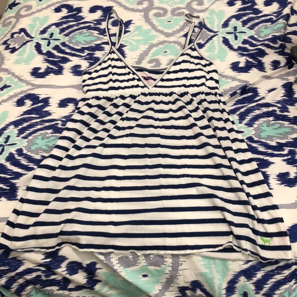 PINK Victoria's Secret Tops - Pink tank top